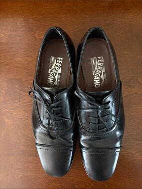 Salvatore Ferragamo Black Cap-Toe Lace-Up Oxfords